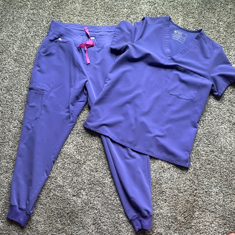 FIGS  Scrub Set Pants large top medium